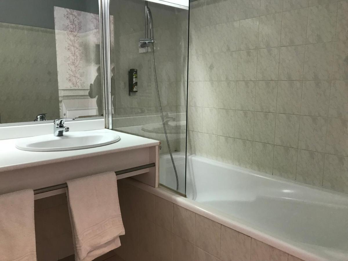 Logis La Villa Des Houx Aumale エクステリア 写真
